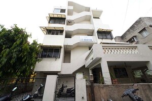 4 BHK Apartment – Exterior View View at Ellis Bridge - for Sale