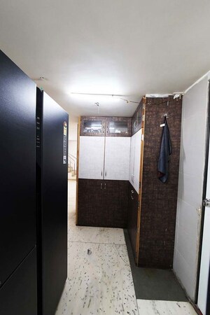 Furnished Amenities in 4 BHK Apartment at Ellis Bridge – for Sale