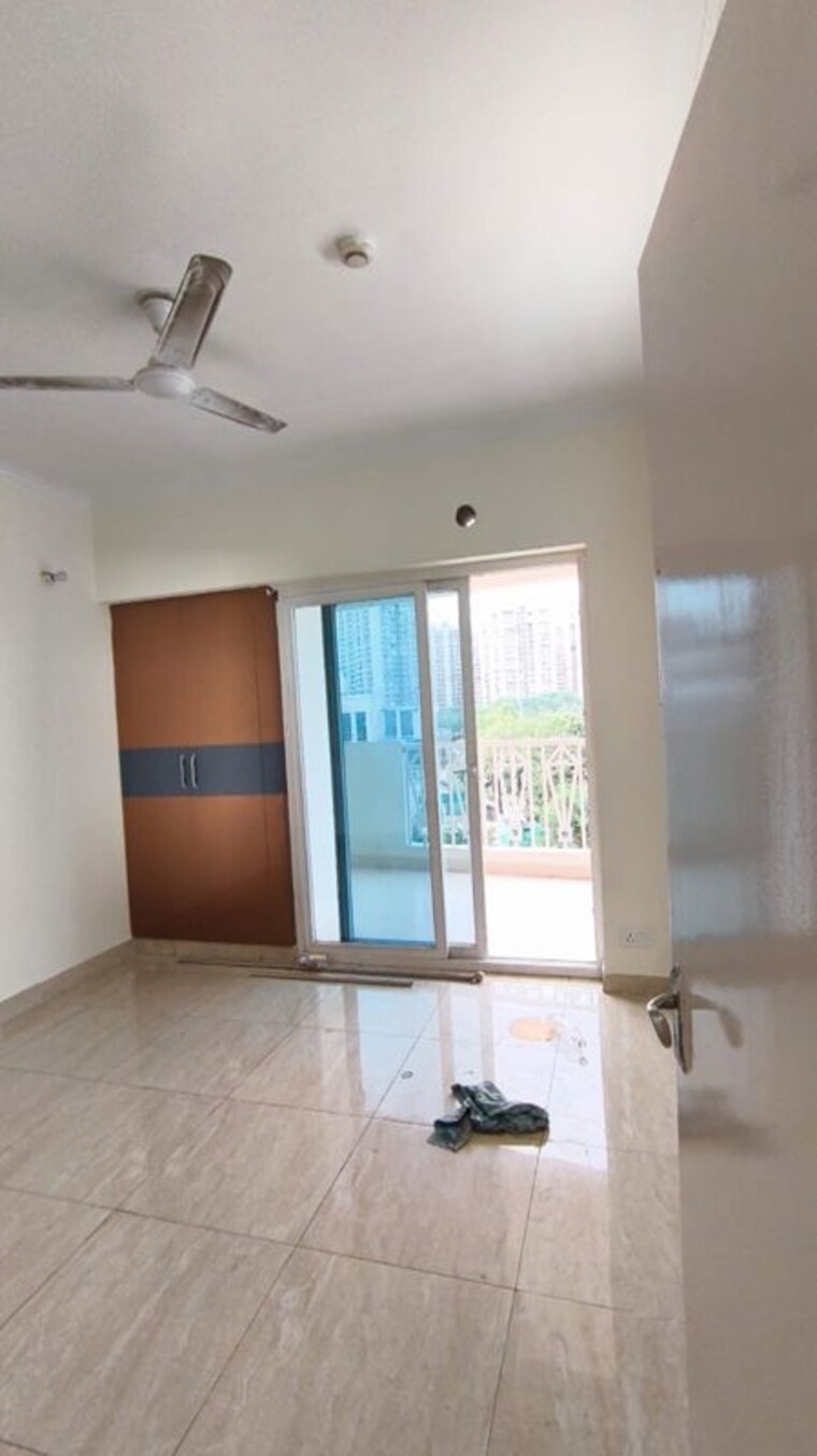 Room, gaur-city-7th-avenue 3 Bedroom 1450 Sq.Ft. Apartment In Sector 4 Greater Noida Greater Noida 10505608