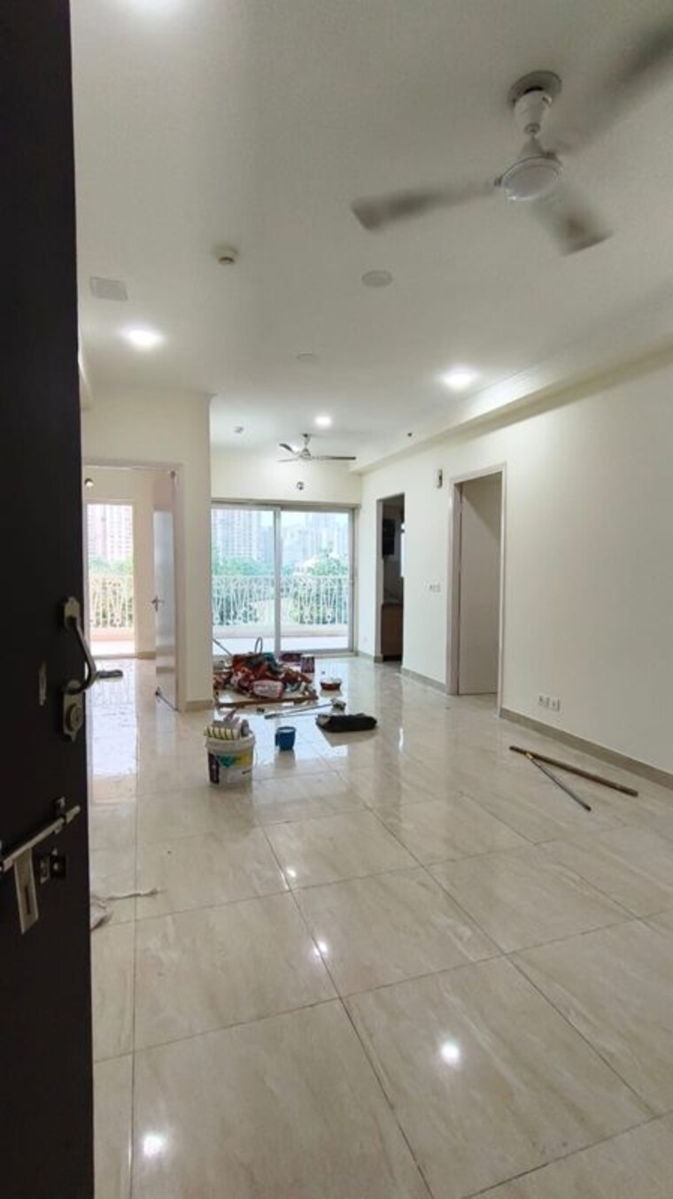 Living Room, gaur-city-7th-avenue 3 Bedroom 1450 Sq.Ft. Apartment In Sector 4 Greater Noida Greater Noida 10505608