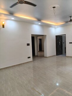 3.5 BHK + Pooja Room,Servant Room,Study Room,Extra Room,Store Room Villa For Rent in Sector 36