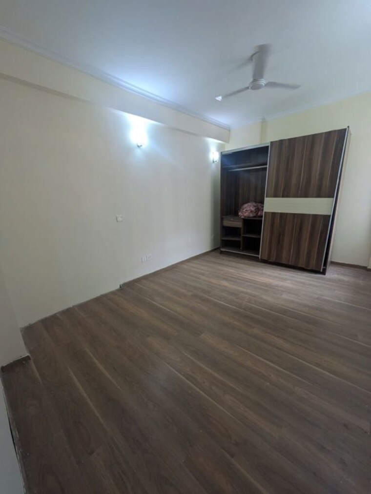 Room, raheja-sampada 4 Bedroom 1850 Sq.Ft. Apartment In Sector 92 Gurgaon 10488431