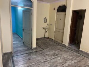 2 BHK Builder Floor – Exterior View View at Laxmi Nagar - for Rent