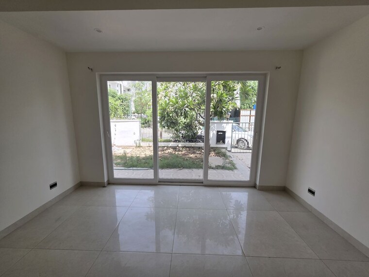 Room, central-park-flower-valley 4 Bedroom 250 Sq.Ft. Villa In Sohna Sector 33 Gurgaon 10504640