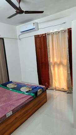 2 BHK Apartment For Rent in Ashar Axis