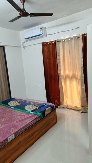 2 BHK Apartment For Rent in Ashar Axis, Majiwada