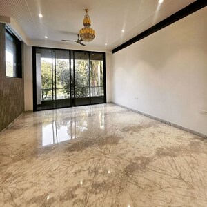 Room in 4 BHK Builder Floor at Sector 23 – for Sale