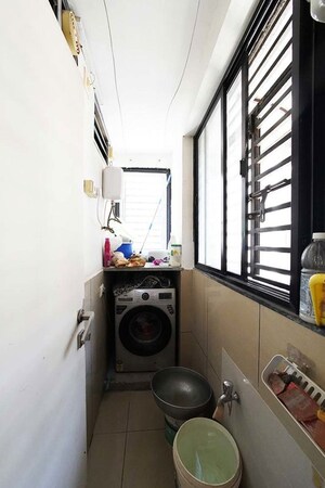 Team Area in 2 BHK Apartment at Ognaj – for Sale