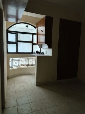 Living Room in 3 BHK Apartment at Sector 12 Dwarka – for Rent