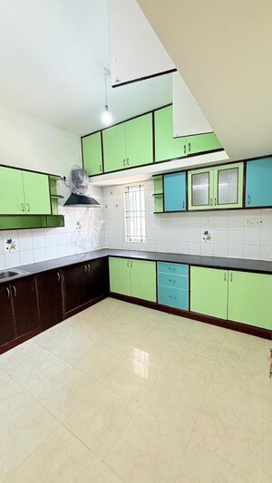Kitchen in 2.5 BHK Apartment at Alpine Homes, Kammanahalli – for Rent