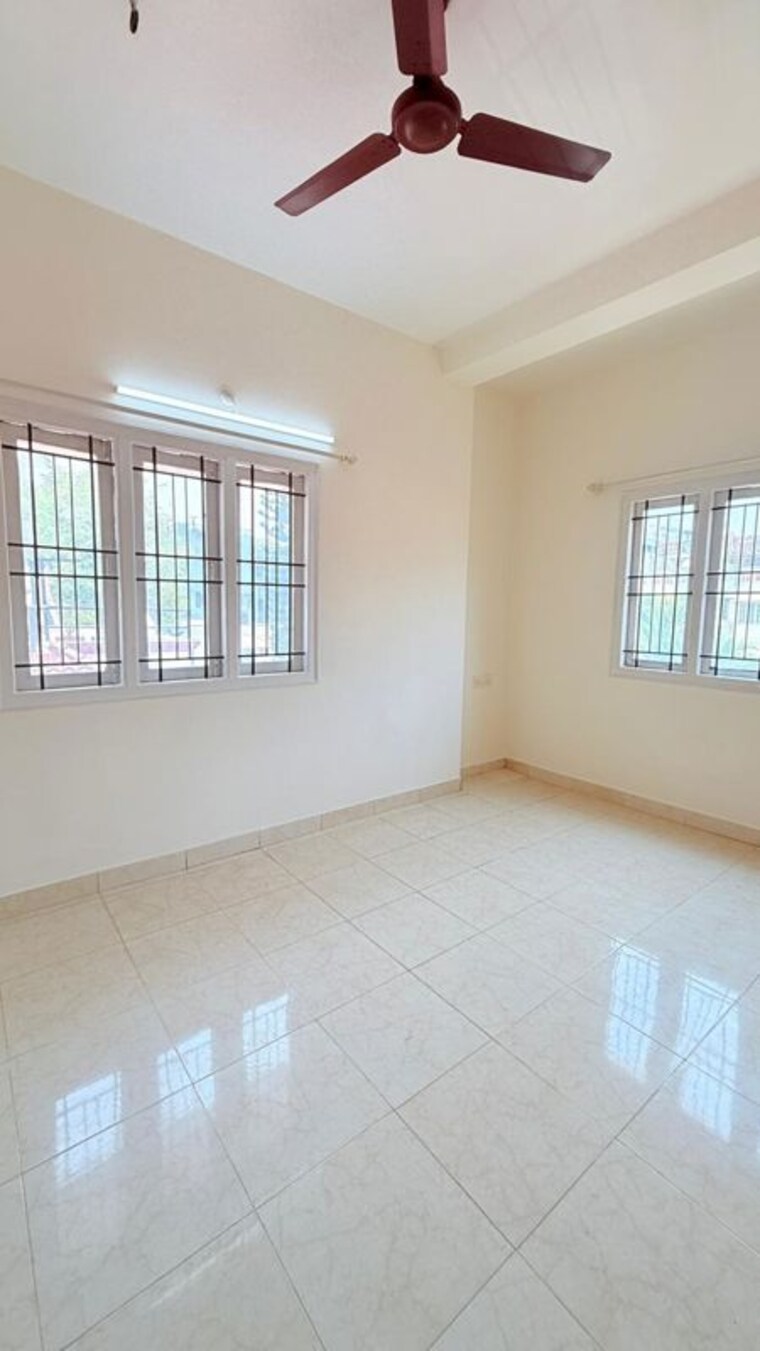 Room, alpine-homes 2.5 Bedroom 1400 Sq.Ft. Apartment In Kammanahalli Bangalore 10505689
