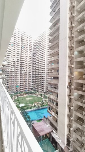 3 BHK Apartment – Exterior View View at Gaur City 7th Avenue, Sector 4 Greater Noida - for Rent