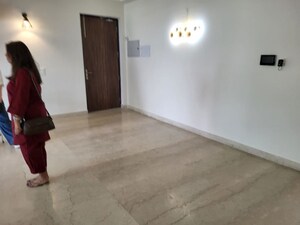 Room in 6+ BHK Villa at Sector 46 – for Rent