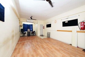  Office Space For Sale in Memnagar