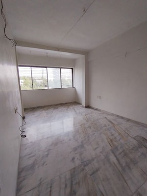 Room in 1 BHK Apartment at Santacruz West – for Rent
