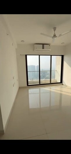 2 BHK Apartment For Rent in Sunteck City Avenue 1