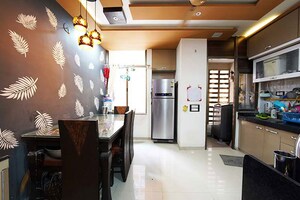 Team Area in 2 BHK Apartment at Khokhra – for Sale