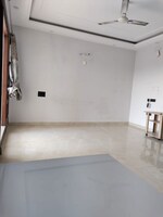 2 BHK + Pooja Room,Servant Room 250 Sq.Ft. Builder Floor in Aerocity