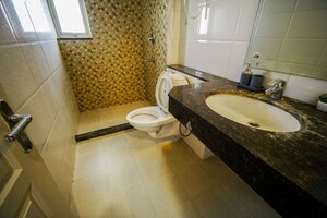 Bathroom in 3.5 BHK Apartment at Mapsko Royale Ville, Sector 82 – for Sale