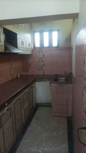 Kitchen in 3 BHK Builder Floor at Ansal Plaza Gurgaon, Palam Vihar – for Rent