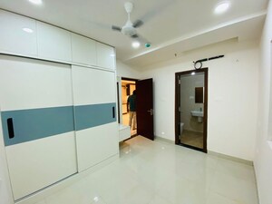 Room in 3 BHK Apartment at SMR Vinay Iconia Hyderabad, Kondapur – for Rent
