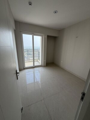 3 BHK Apartment For Sale in Eldeco Live By The Greens, Sector 150