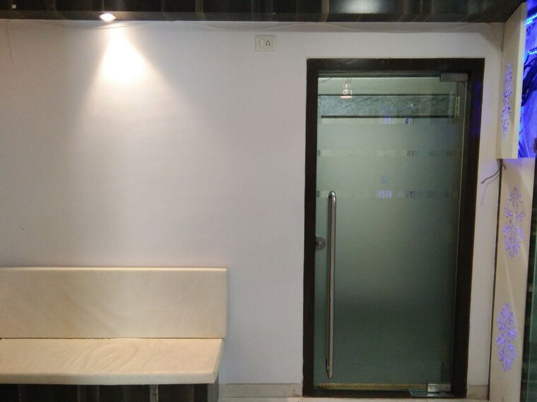 Room, krishna-tower Commercial Office Space 985 Sq.Ft. In Cbd Belapur Sector 11 Navi Mumbai 10505638