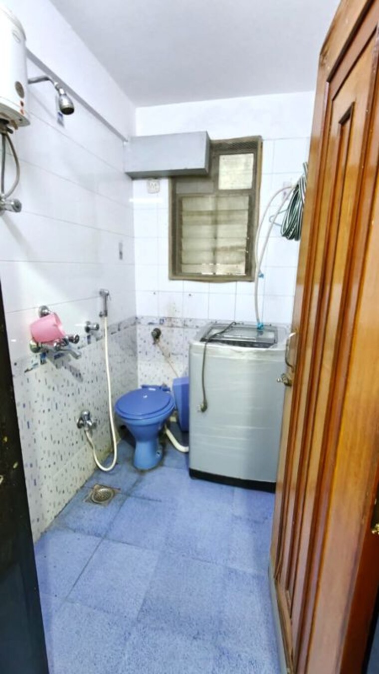 Attached Bathroom, bhoomi-gokul 1 Bedroom 480 Sq.Ft. Apartment In Goregaon East Mumbai 10505701