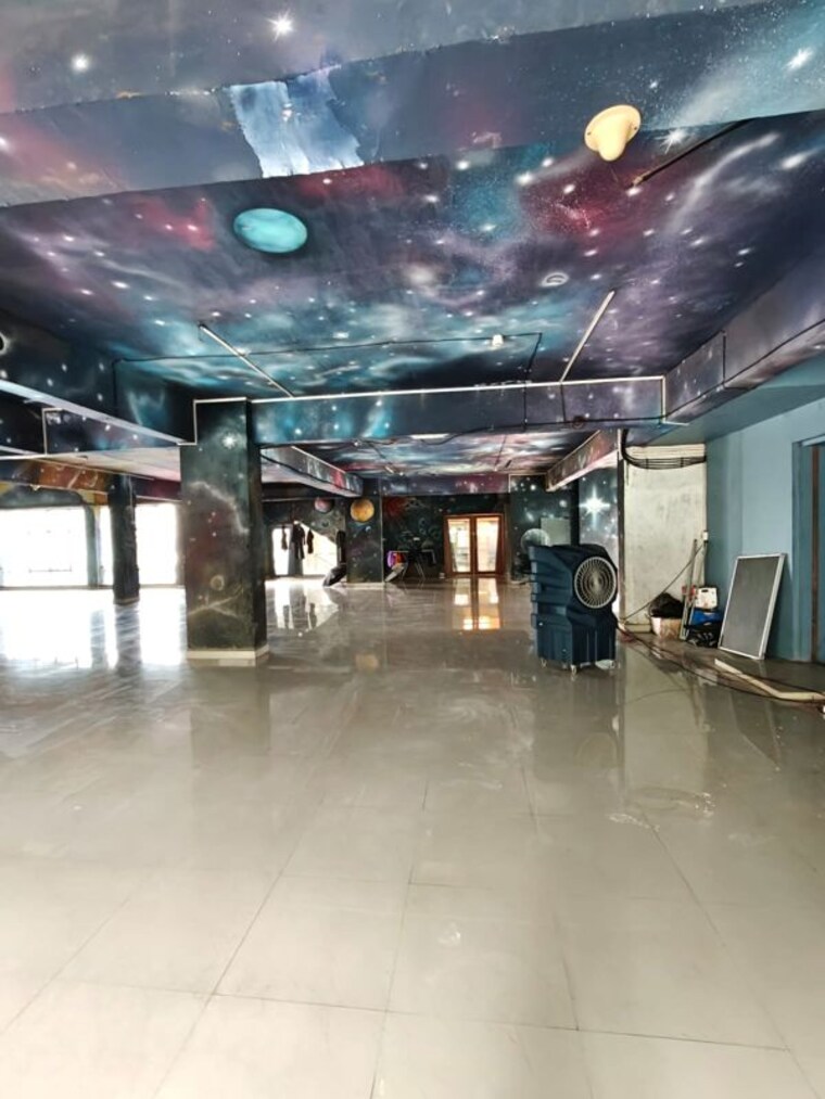Gym, khadakpada Commercial Office Space in IT/SEZ 45000 Sq.Ft. In Khadakpada Thane 10505808