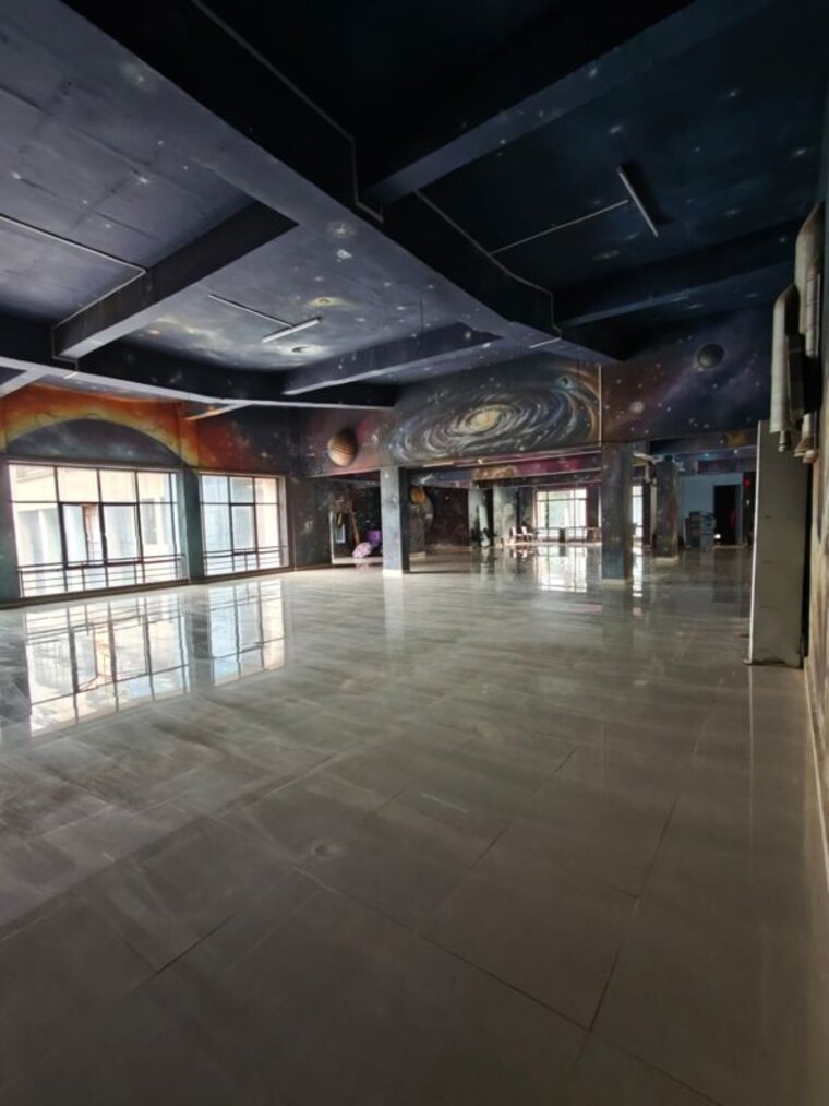 Gym, khadakpada Commercial Office Space in IT/SEZ 45000 Sq.Ft. In Khadakpada Thane 10505808