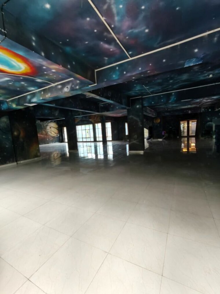Gym, khadakpada Commercial Office Space in IT/SEZ 45000 Sq.Ft. In Khadakpada Thane 10505808