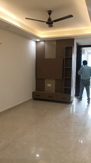 Room in 2 BHK Apartment at Terraza Greens, Mansarovar – for Rent