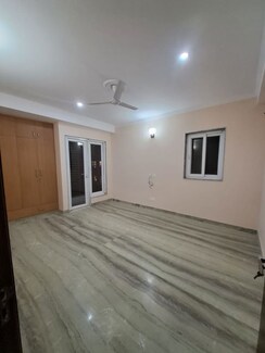 3 BHK + Servant Room Builder Floor For Sale in Chittaranjan Park
