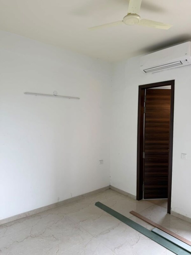 Room, smart-world-orchard 3.5 Bedroom 1712 Sq.Ft. Apartment In Sector 61 Gurgaon 10505861