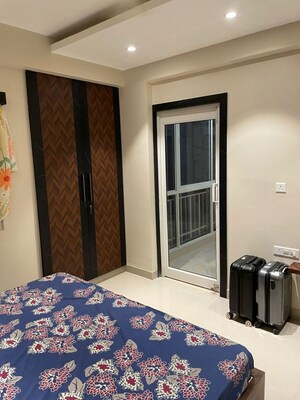 Room in 3 BHK Apartment at Unique Sapphire, Mohanpura – for Rent