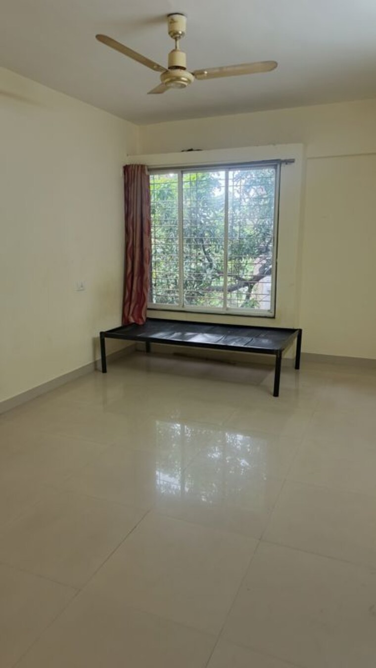 Room, parvati industrial estate 3 Bedroom 1200 Sq.Ft. Apartment In Parvati Industrial Estate Pune 10505896