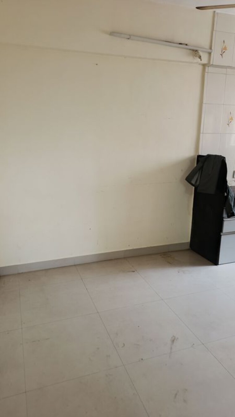 Room, parvati industrial estate 3 Bedroom 1200 Sq.Ft. Apartment In Parvati Industrial Estate Pune 10505896