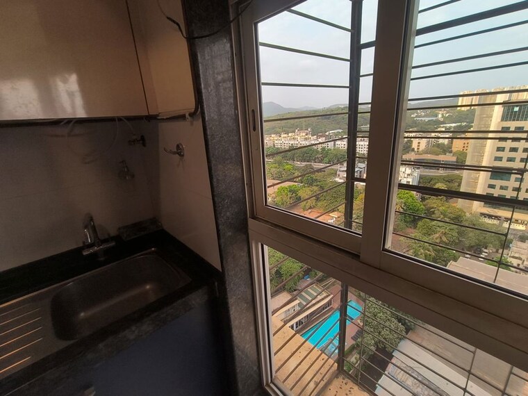Balcony, raheja-ridgewood 2 Bedroom 800 Sq.Ft. Apartment In Goregaon East Mumbai 10505900
