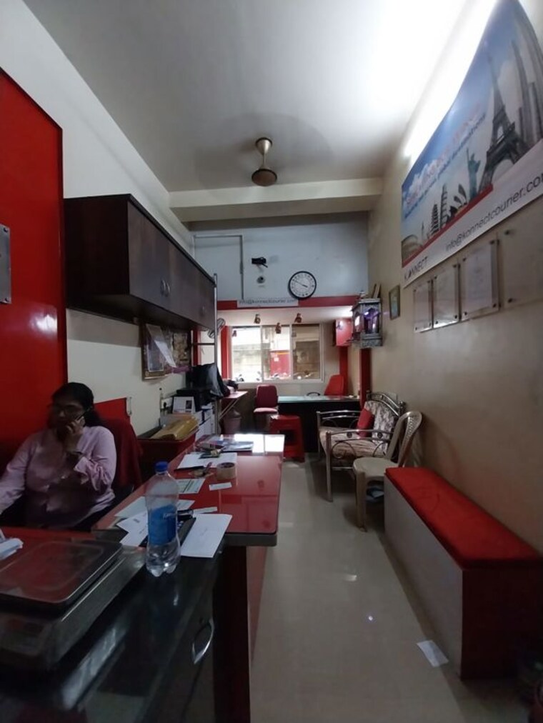 Team Area, vijay nagar Commercial Office Space 150 Sq.Ft. In Vijay Nagar Mumbai 10505940