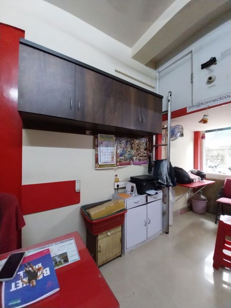 Team Area, vijay nagar Commercial Office Space 150 Sq.Ft. In Vijay Nagar Mumbai 10505940