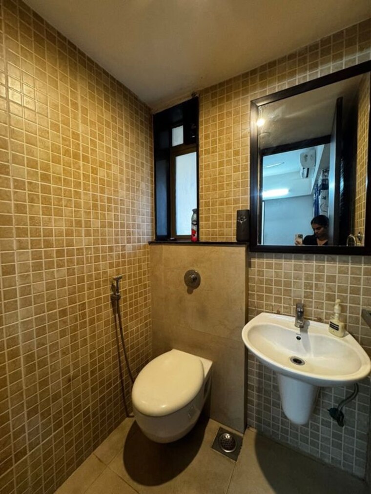 Bathroom, vihang-valley-phase-3 1 Bedroom 452 Sq.Ft. Apartment In Kasarvadavali Thane 10505975