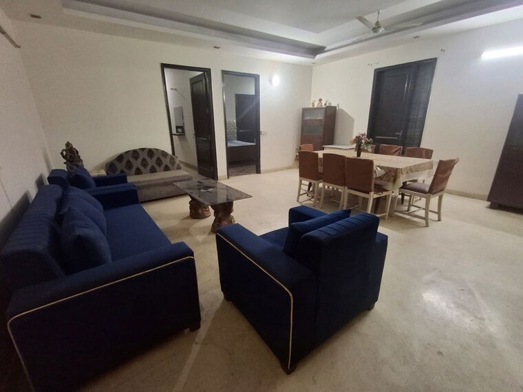 Living Room, sector 45 3 Bedroom 240 Sq.Yd. Builder Floor In Sector 45 Gurgaon 10505977