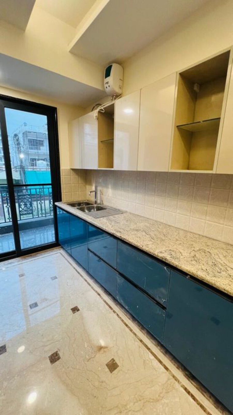 Kitchen, unitech-the-close-north 3 Bedroom 2605 Sq.Ft. Apartment In Sector 50 Gurgaon 10505972