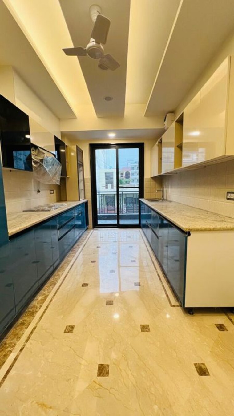 Kitchen, unitech-the-close-north 3 Bedroom 2605 Sq.Ft. Apartment In Sector 50 Gurgaon 10505972