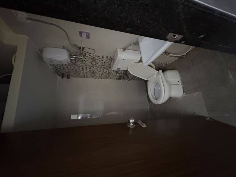 Bathroom, ratnadeep-chs-tilak-nagar 1 Bedroom 475 Sq.Ft. Apartment In Tilak Nagar Mumbai 10506007