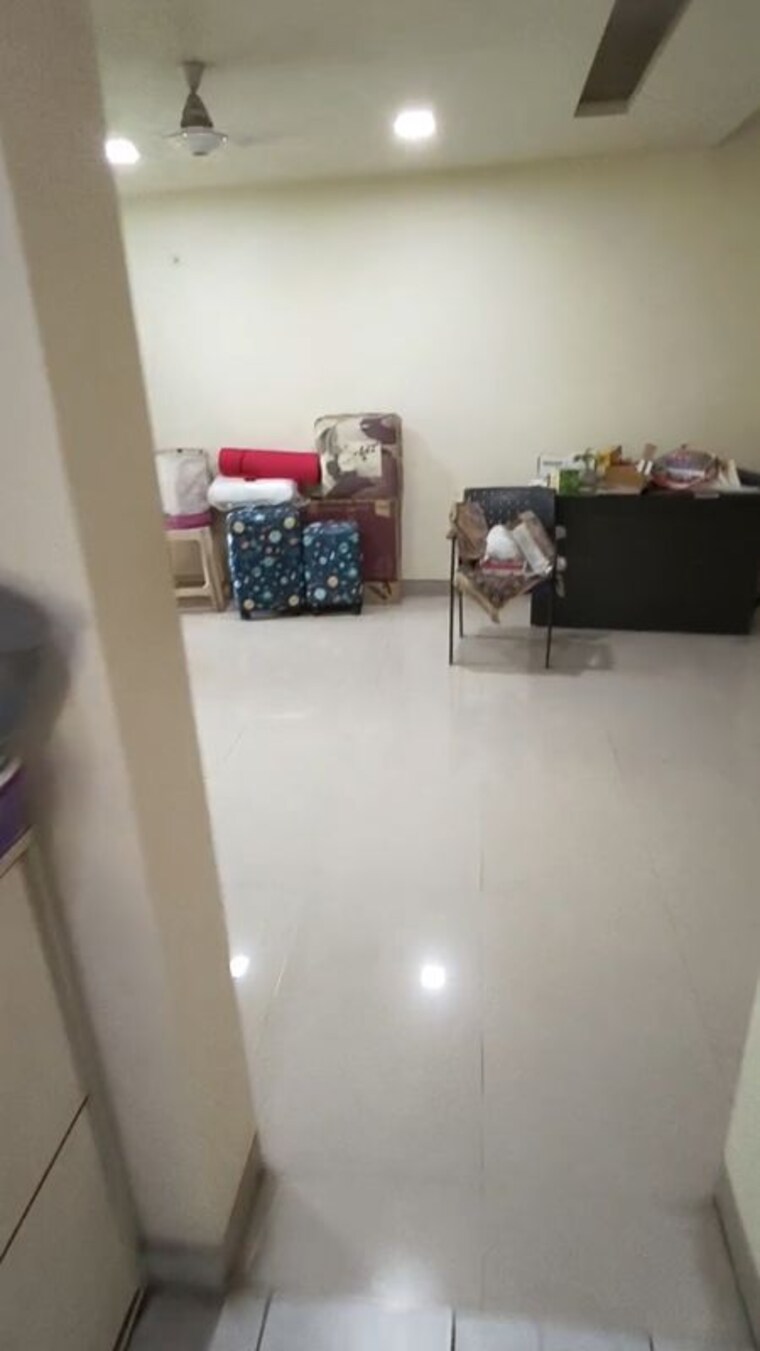 Living Room, zircon-ventures-chs-ltd 3 Bedroom 1500 Sq.Ft. Apartment In Viman Nagar Pune 10505996