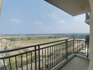 2 BHK Apartment For Sale in Eldeco Live By The Greens, Sector 150