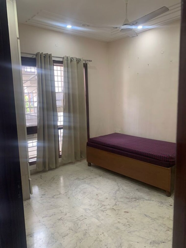 Room, aerocity 3 Bedroom 250 Sq.Ft. Builder Floor In Aerocity Mohali 10506023