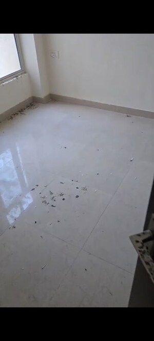 Room in 2 BHK Apartment at SCC Sapphire, Raj Nagar Extension – for Sale