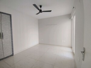 Room in 3 BHK Apartment at Eldeco Live By The Greens, Sector 150 – for Sale